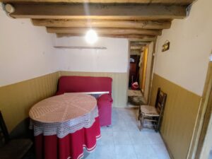 Casa de pueblo en La Angostura (Ávila)