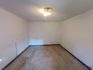 Casa de pueblo con amplio espacio exterior en Gallegos de Solmirón (Salamanca)