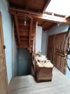 Casa de pueblo a reformar en Navalonguilla