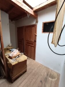 Casa de pueblo a reformar en Navalonguilla